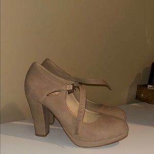 Elegant Tan Mary Jane Heels